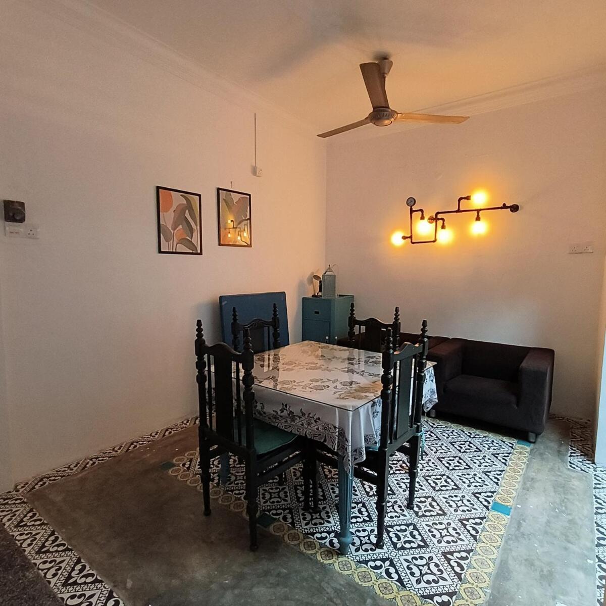 Tg103A Pet Friendly 15Pax, Near Beach Side Tanjung Bungah  Exterior photo